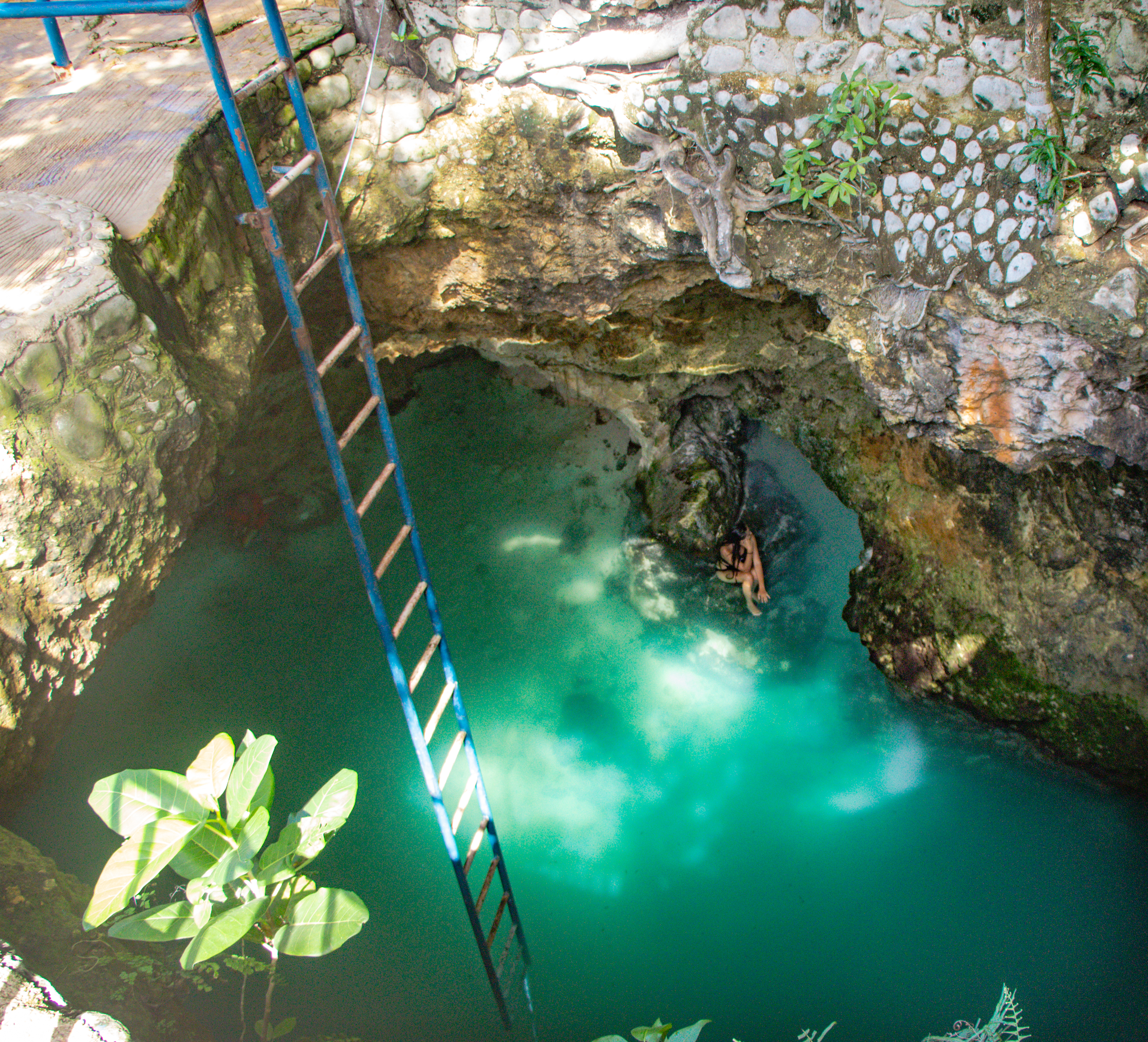 NEGRIL: Blue Hole Mineral Spring