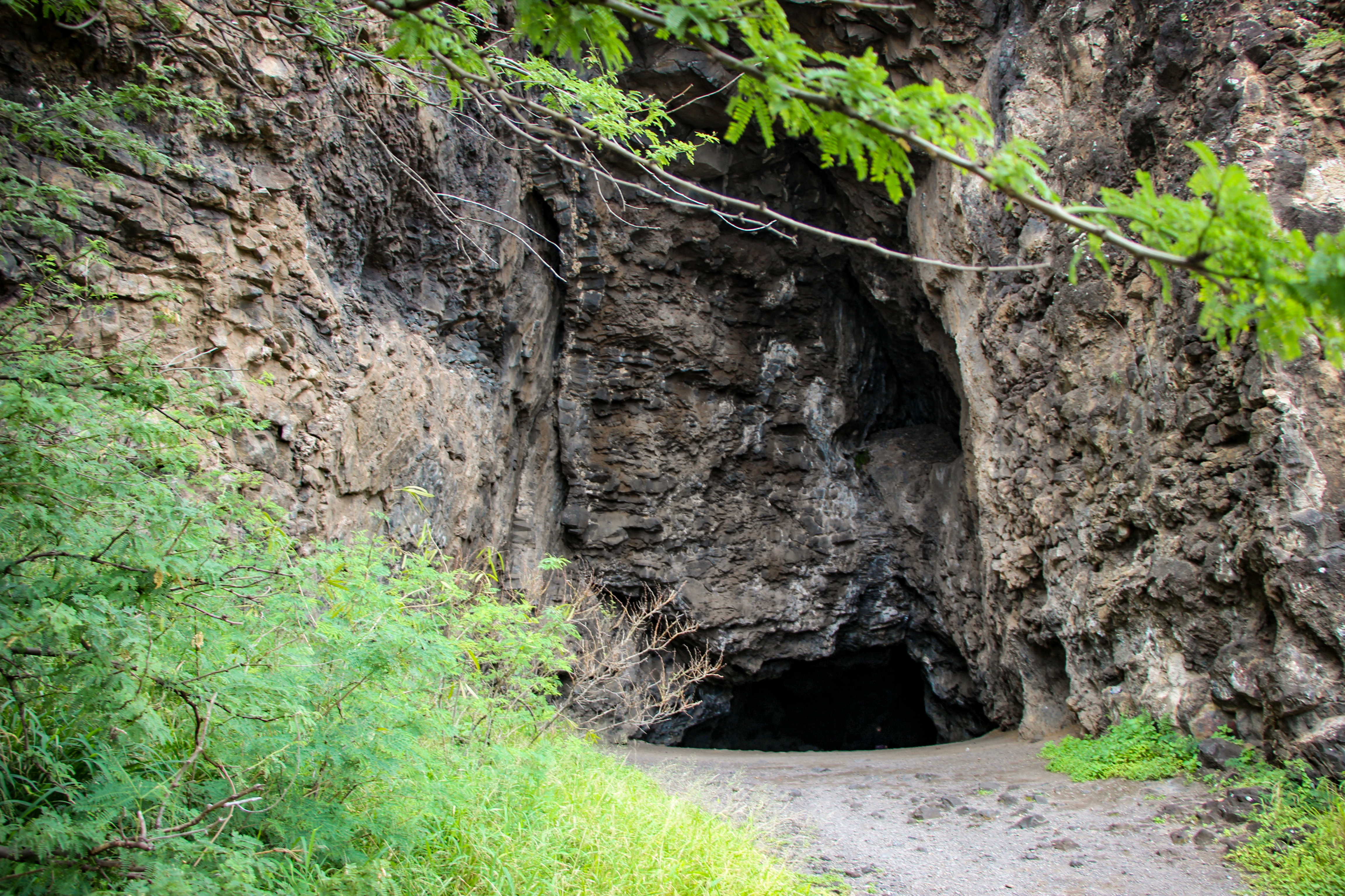 Kaneana Cave Makua Cave