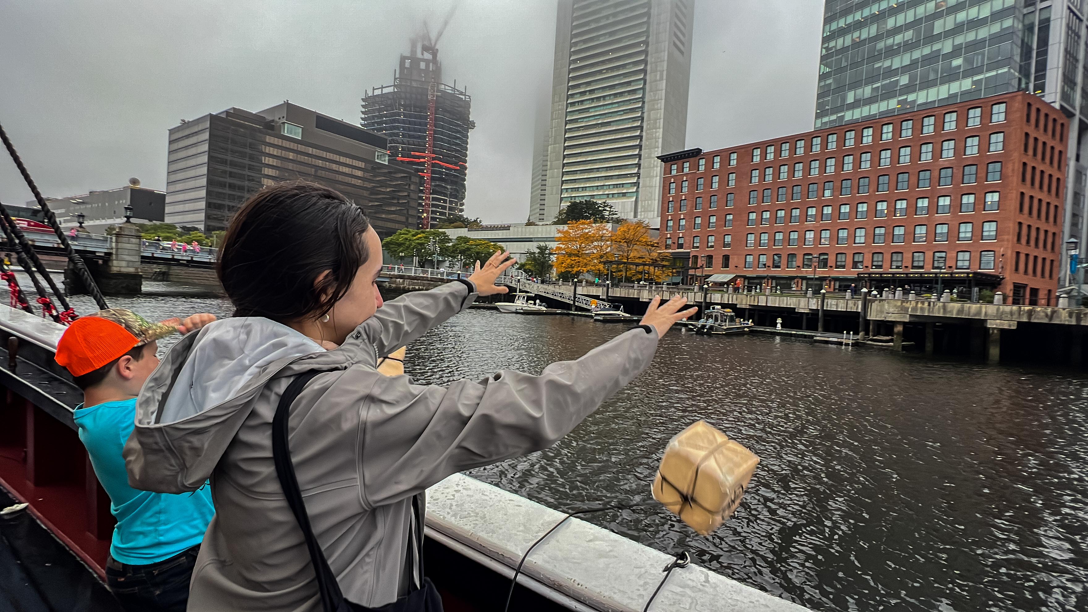 Boston Tea Party Ships & Museum (Museu e navios da Festa do Chá de Boston)